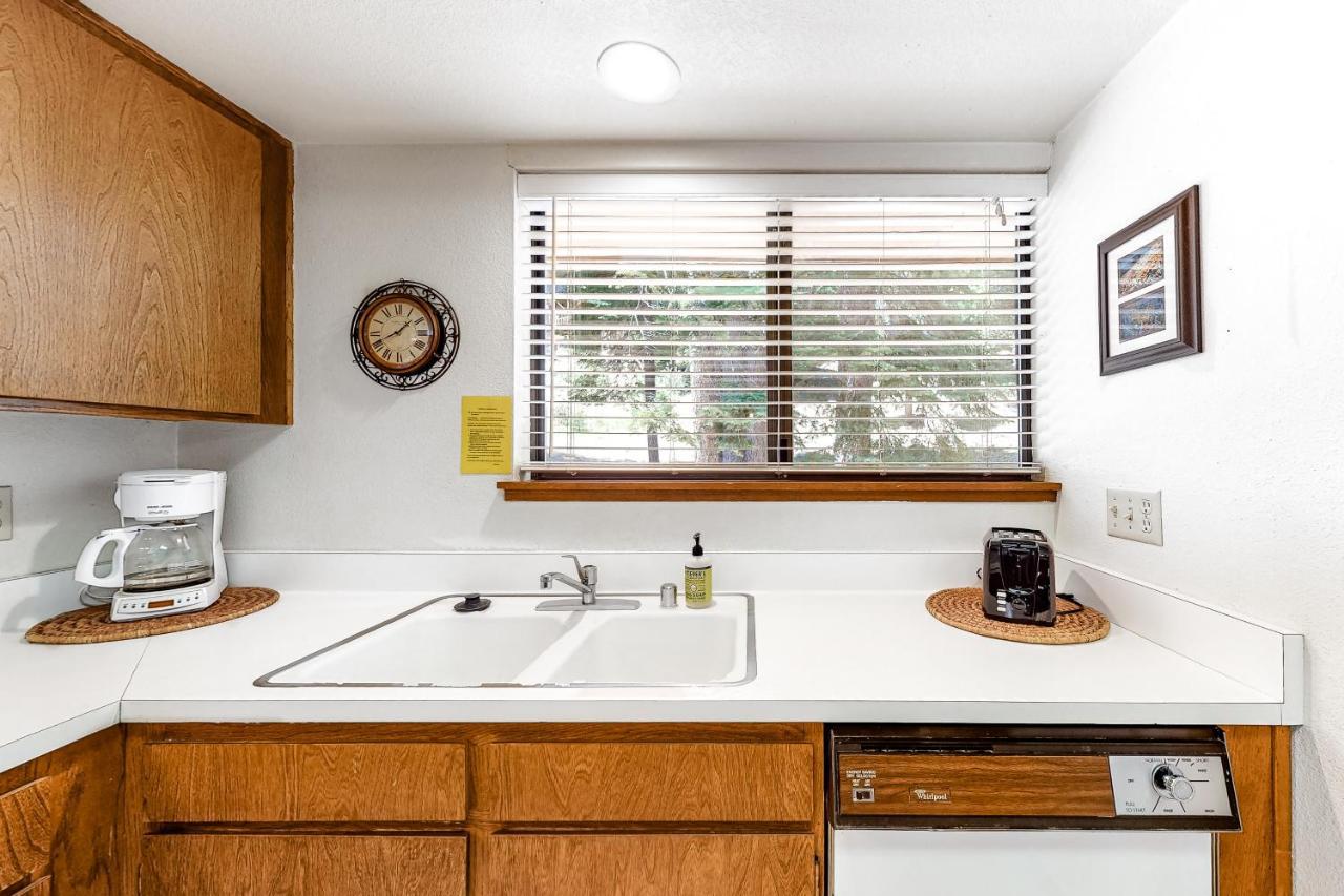 Huntington Lake Condo 92 Lakeshore Екстериор снимка